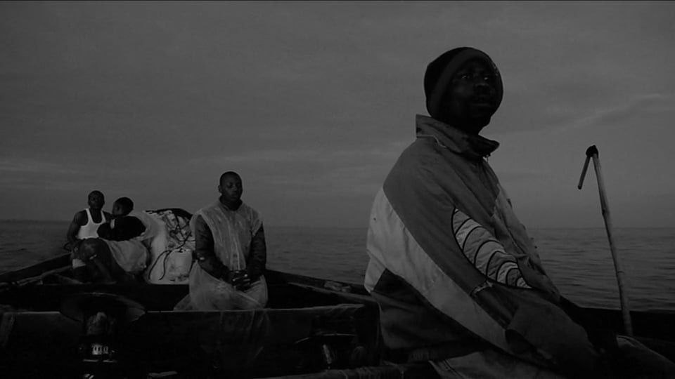 Fotogramma da Swahili Tales di Alessandro Baltera e Matteo Tortone